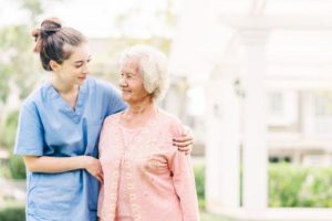 Dịch vụ chăm sóc người già tại nhà uy tín, chất lượng