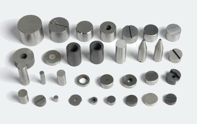 Các Yếu Tố Ảnh Hưởng Đến Giá Nam Châm