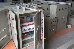 Gia công tủ điện: Giải pháp tối ưu cho hệ thống điện công nghiệp