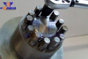 Bulong inox là gì? Bảng kích thước tiêu chuẩn và giá tham khảo