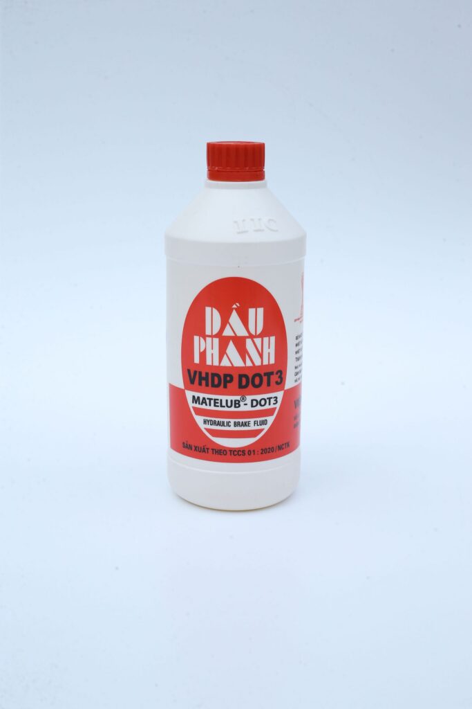 Đặc điểm nổi bật của dầu phanh DOT 3