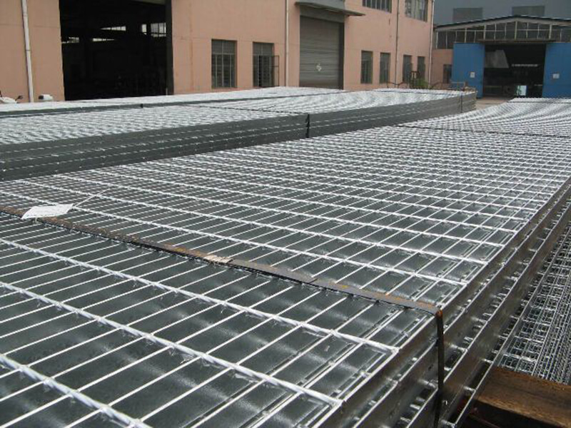đặc điểm và ứng dụng của sàn thao tác