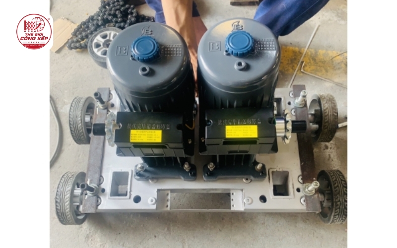 dịch vụ sửa chữa cổng xếp 